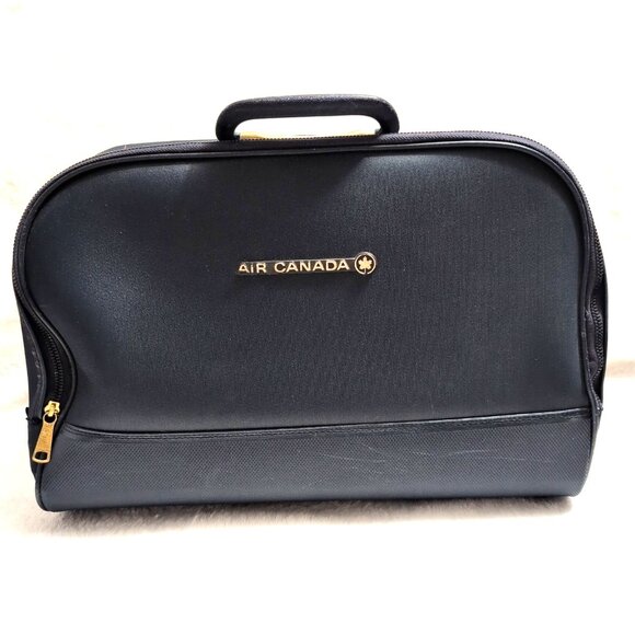 Vintage Air Canada Flight Attendant Bag Navy/Brass Blondy Art Luggage Inc Canada - Picture 1 of 13